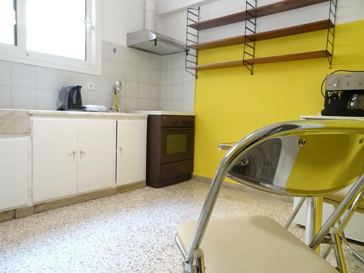 Down Town Comfort Apartment Афины Экстерьер фото